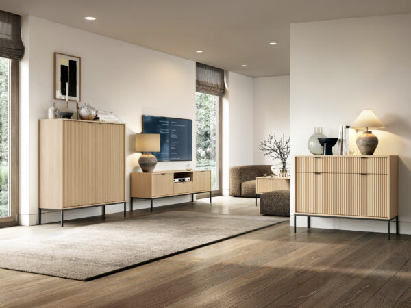 Commode NANAIMO K104 - Oak Color - Black Handles - Width 104 cm, Height 125 cm, Depth 39 cm - Image 5
