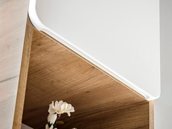 Tall Wall-Mounted Bathroom Cabinet ARVIDA – Oak Finish – White Front – 2 Doors – Rounded Corners – 35 x 170 x 35 cm - Image 8