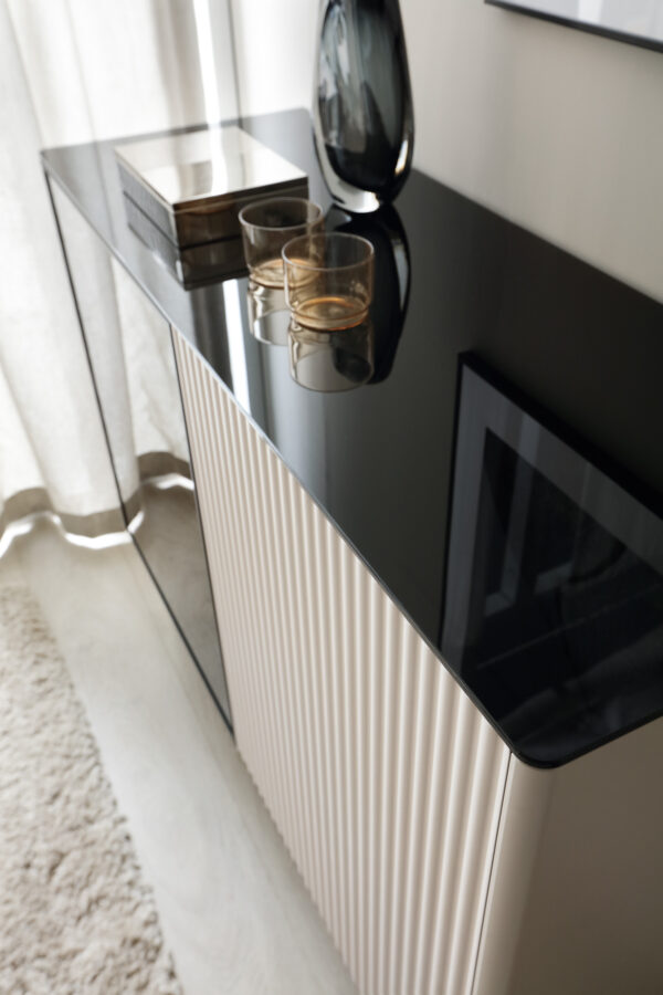 Olden Sideboard - Cashmere - Glass Front - 107 x 84 x 39 cm - Image 5