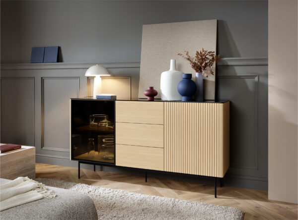 Olden Sideboard - Vicenza Oak - Glass Front - 3 Drawers - 157 x 84 x 39 cm - Image 5